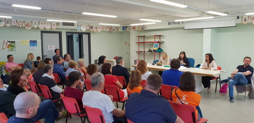 Bordighera: ieri la consulta tra cittadini ed Amministrazione per le problematiche sulla disabilità (Foto) Bordighera: ieri la consulta tra cittadini ed Amministrazione per le problematiche sulla disabilità (Foto)