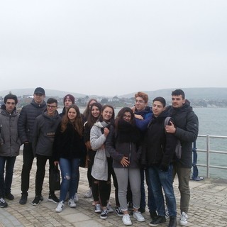 L'immagine è relativa all'esperienza in Inghilterra dello scorso anno scolastico L'immagine è relativa all'esperienza in Inghilterra dello scorso anno scolastico