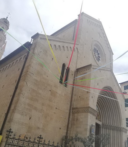 Sanremo: iniziano i festeggiamenti patronali di San Siro, stasera alle 20 il suono a festa della campane e poi la maratona per le vie del centro Sanremo: iniziano i festeggiamenti patronali di San Siro, stasera alle 20 il suono a festa della campane e poi la maratona per le vie del centro