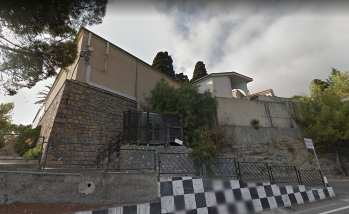 In affidamento tre aree per tombe di famiglia al Cimitero di Ospedaletti, il Comune potrebbe incassare oltre 30 mila euro
