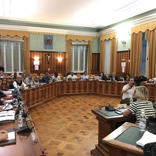 Sanremo: i Consiglieri di opposizione chiedono un Consiglio monotematico per parlare di Rivieracqua Sanremo: i Consiglieri di opposizione chiedono un Consiglio monotematico per parlare di Rivieracqua