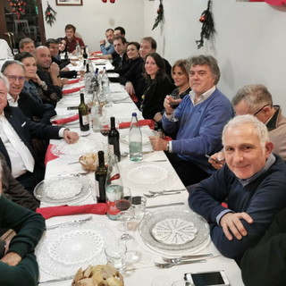 Cena di Natale a Rocchetta per l'Amministrazione di Dolceacqua: rispondono 'presenti' anche molti Sindaci del ponente