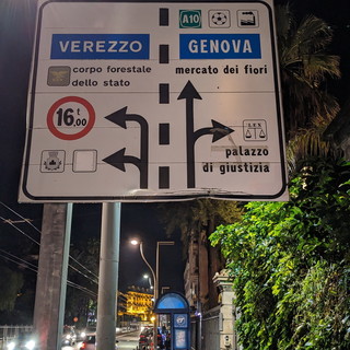 Sanremo: cartello indica ancora il palazzo di giustizia, ma il tribunale non c'è più da anni (Foto)