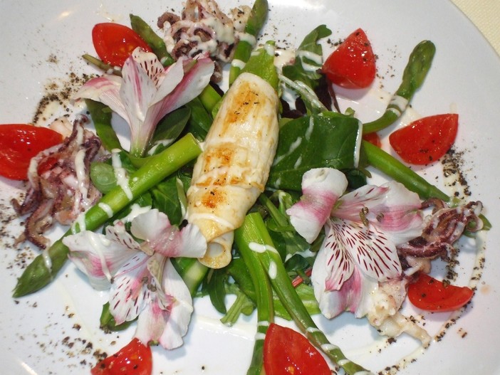 Menu di Natale a domicilio: le proposte gourmet degli chef del Ponente ligure Menu di Natale a domicilio: le proposte gourmet degli chef del Ponente ligure