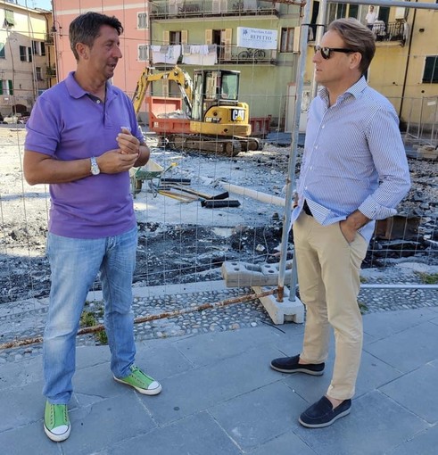 Rigenerazione urbana, l’assessore Marco Scajola in visita al cantiere di piazza Marconi a Badalucco: “Lavoro costante per riqualificare il territorio” Rigenerazione urbana, l’assessore Marco Scajola in visita al cantiere di piazza Marconi a Badalucco: “Lavoro costante per riqualificare il territorio”