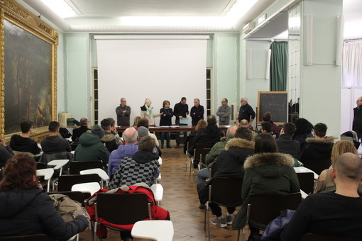Le immagini dalla Sala degli Specchi del Comune di Sanremo Le immagini dalla Sala degli Specchi del Comune di Sanremo