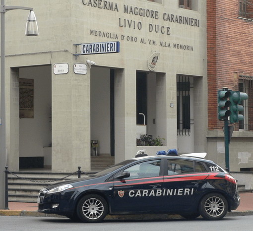 Ventimiglia: 14enne denuncia l'aggressione di due uomini in via Asse, fugge scalciandoli