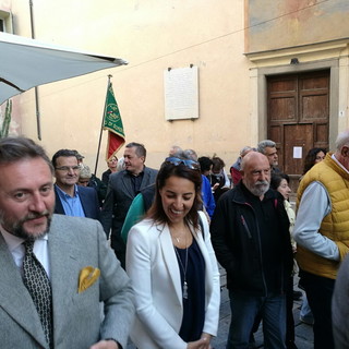 Bordighera da oggi è 'Città': la cerimonia e la presentazione del nuovo stemma oggi nel paese alto (Foto e Video) Bordighera da oggi è 'Città': la cerimonia e la presentazione del nuovo stemma oggi nel paese alto (Foto e Video)