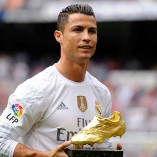 Calcio, Serie A. Juventus, per Cristiano Ronaldo, niente show allo Stadium. Lunedì solo visite mediche e presentazione alla stampa