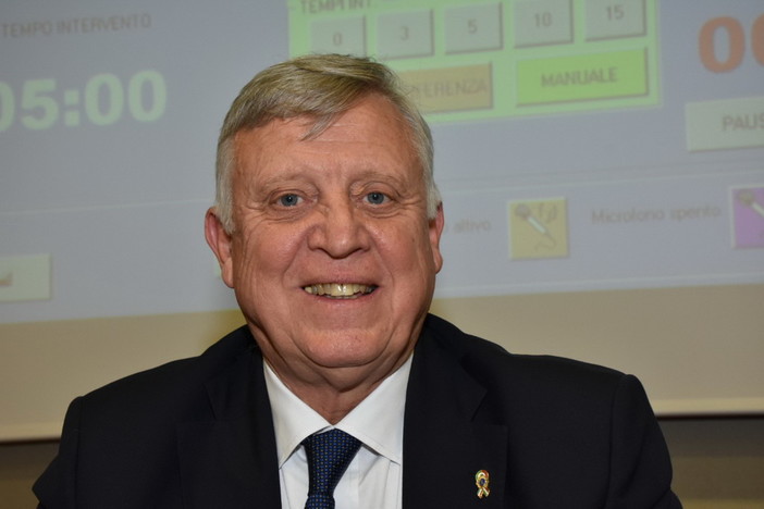 Ventimiglia: lettera del Sindaco all'Assessore Ascheri "Entro due giorni una riunione di partito, parlerò dopo"