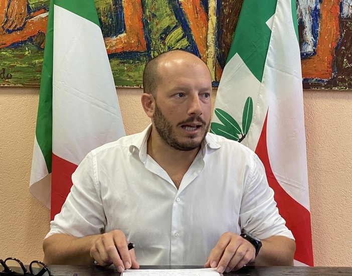 Enrico Ioculano, consigliere regionale Pd - Articolo Uno Enrico Ioculano, consigliere regionale Pd - Articolo Uno