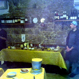 Matrimonio tra finger food e cocktail ieri sera al Ristorante Giuan di Arma di Taggia al corso sul Happy Hour Matrimonio tra finger food e cocktail ieri sera al Ristorante Giuan di Arma di Taggia al corso sul Happy Hour