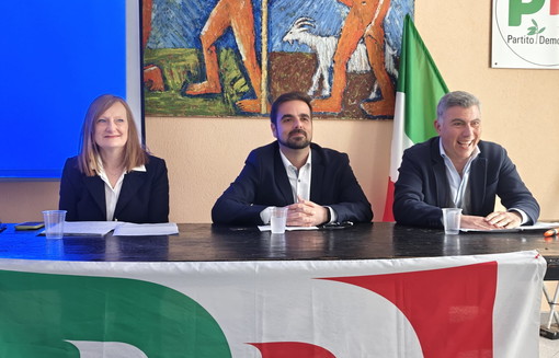 Ventimiglia: il Partito Democratico attacca Di Muro su differenziata, waterfront e parcheggi "E' totalmente assente" Ventimiglia: il Partito Democratico attacca Di Muro su differenziata, waterfront e parcheggi "E' totalmente assente"