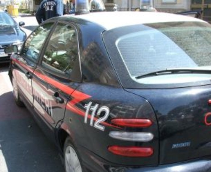 Dolceacqua: forzano il cambiamonete del bar approfittando dell'assenza del titolare, 3 persone denuciate