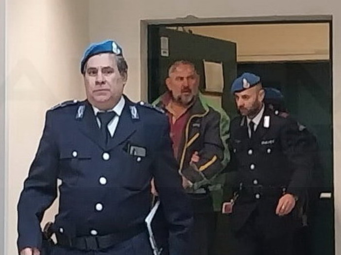 Incidente mortale di venerdì scorso: il conducente del camion parla in Procura "Sono sconvolto e dispiaciuto" (Video)