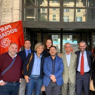 Le immagini dalla "sala rossa" del Comune di Savona