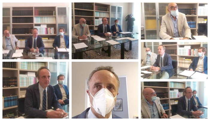 Autostrade: da Genova interviene Sansa "Una class action da 1,5 miliardi per i cittadini liguri" (Foto e Video) Autostrade: da Genova interviene Sansa "Una class action da 1,5 miliardi per i cittadini liguri" (Foto e Video)