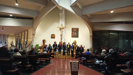 Pigna: domenica prossima alla Chiesa di San Michele il concerto del coro Troubar Clair Pigna: domenica prossima alla Chiesa di San Michele il concerto del coro Troubar Clair