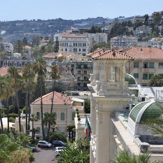 Sanremo: il caro bollette non risparmia il Casinò, i costi triplicheranno da 850mila a 2,3 milioni Sanremo: il caro bollette non risparmia il Casinò, i costi triplicheranno da 850mila a 2,3 milioni