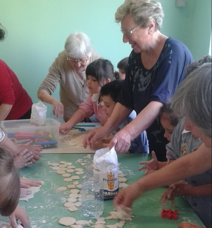 Imperia: grande successo per il progetto 'Così vicini, così lontani' alla scuola dell'Infanzia di via Argine Destro (Foto)