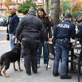 Controlli straordinari a Ventimiglia: Polizia di Stato e unità cinofile intensificano le verifiche in vista del Natale