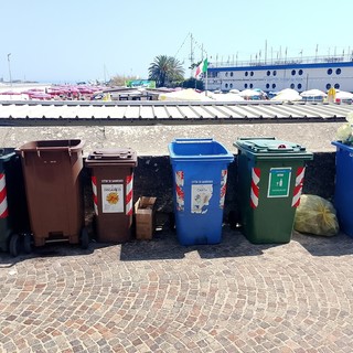 Sanremo: residenti di corso Trento Trieste chiedono lumi sulla raccolta dei rifiuti nella zona