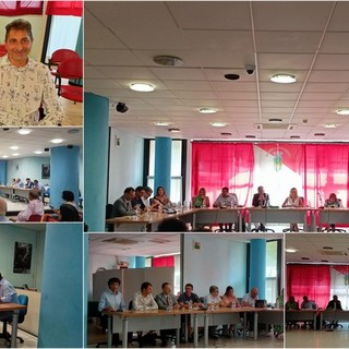 Vallecrosia, battibecchi e toni accesi in consiglio comunale tra minoranza e maggioranza (Foto e video)