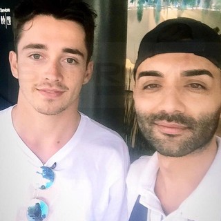 Sanremo: dopo due vittorie in 8 giorni in Formula 1 Charles Leclerc ha fatto visita a 'The Mall' (Foto)
