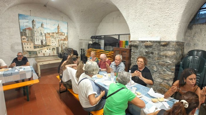 A Ceriana torna la cena di beneficenza dell'Association Martini Humanitaire: solidarietà e convivialità A Ceriana torna la cena di beneficenza dell'Association Martini Humanitaire: solidarietà e convivialità