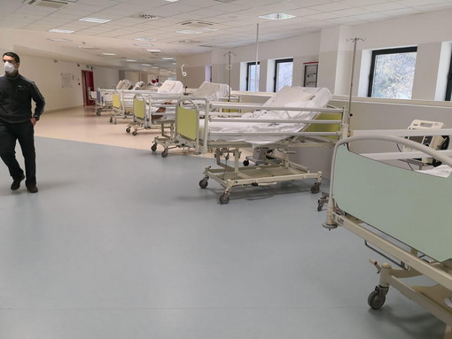 Genova: tutti i ricoverati nei reparti dell'ospedale San Martino per Covid-19, in totale sono ad oggi 270