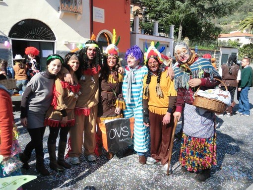 Indimenticabile per molti bambini e tanti grandi, il Carnevale 2014 di Villa Viani (foto) Indimenticabile per molti bambini e tanti grandi, il Carnevale 2014 di Villa Viani (foto)