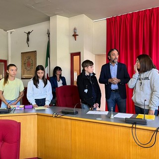 Taggia: da domani mattina tornano a riunirsi i Consigli comunali dei ragazzi e delle ragazze Taggia: da domani mattina tornano a riunirsi i Consigli comunali dei ragazzi e delle ragazze