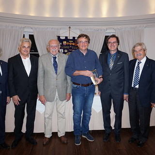 Sanremo: l’ex noto telecronista della Rai Carlo Nesti ospite al Lions Club Host (Foto)