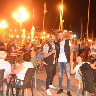 Sanremo: grande coinvolgimento ieri sera per la performance di Daniele Capozucca al porto vecchio Sanremo: grande coinvolgimento ieri sera per la performance di Daniele Capozucca al porto vecchio