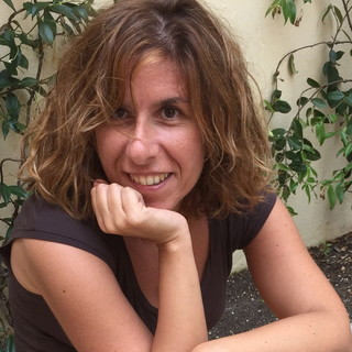 Sanremo: Chiara Moscardelli ai Martedì presenta il libro ‘Teresa Papavero e la maledizione di strangolagalli’ Sanremo: Chiara Moscardelli ai Martedì presenta il libro ‘Teresa Papavero e la maledizione di strangolagalli’
