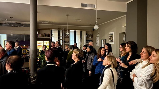 Lions Club Ventimiglia e Ads Liguria calcio non vedenti alla ‘Cena al buio’ insieme