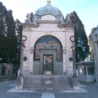 Sanremo: cimitero della Foce sempre nel degrado, adesso la sensibilizzazione corre sui social network