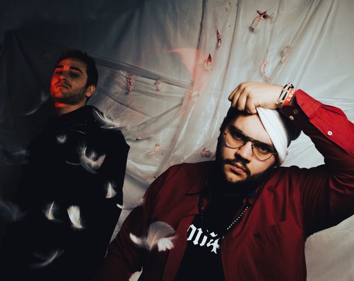 “Heaven” è il primo singolo del duo The LW formato dai ponentini Cristiano Pilone e Andrea Morelli (Foto) “Heaven” è il primo singolo del duo The LW formato dai ponentini Cristiano Pilone e Andrea Morelli (Foto)