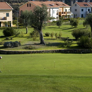 Domenica prossima al 'Castellaro Golf Club' appuntamento con sport e moda 'Fashion Cup'
