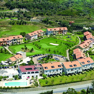Il Castellaro Golf Resort riapre giovedì 12 febbraio tra golf, natura e benessere