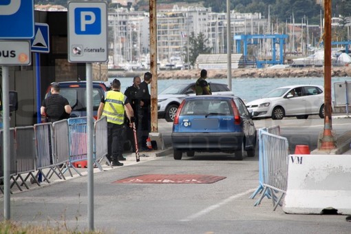 Ventimiglia: nuovi problemi per i frontalieri che si muovono con mezzi targati Monaco, interviene il Fai