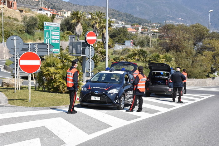Sanremo: vacanzieri in arrivo per la 'Domenica delle Palme'? maxi servizio di controllo dei Carabinieri (Foto e Video)