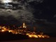 Nuvole e luna su Cervo, il quasi magico filmato del lettore Marcello Nan realizzato con la tecnica del 'Time lapse'