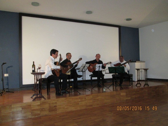 Camporosso: ottimo successo oggi pomeriggio per il concerto del quartetto di chitarre 'Carlo Ghersi' Camporosso: ottimo successo oggi pomeriggio per il concerto del quartetto di chitarre 'Carlo Ghersi'