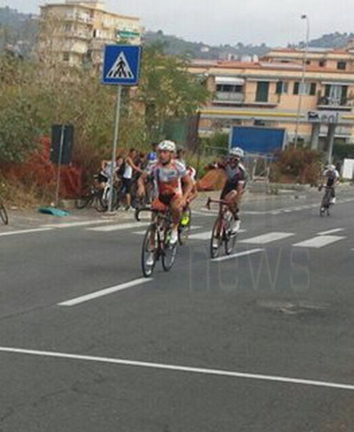 Ciclismo: grande successo per il circuito svolto sul lungomare Vespucci ad Imperia Ciclismo: grande successo per il circuito svolto sul lungomare Vespucci ad Imperia