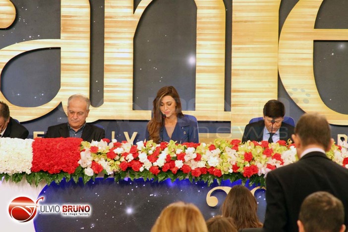 Festival: Canalis "Fiera di essere italiana", Rodriguez "Brutto vedere l'Italia divisa a metà" Festival: Canalis "Fiera di essere italiana", Rodriguez "Brutto vedere l'Italia divisa a metà"