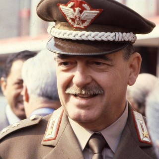 Ventimiglia rende omaggio alla memoria del generale Carlo Alberto Dalla Chiesa Ventimiglia rende omaggio alla memoria del generale Carlo Alberto Dalla Chiesa