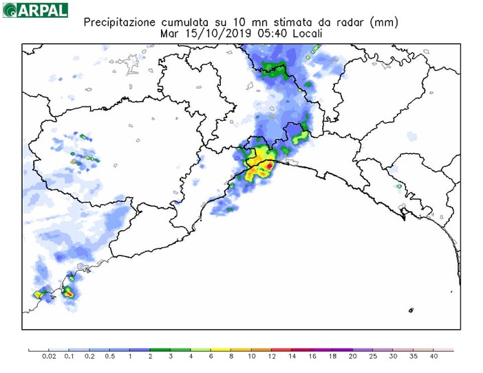 Per ora il maltempo ha colpito solo Genova con 400 millimetri in alcune zone, sull'imperiese perturbazione in ritardo Per ora il maltempo ha colpito solo Genova con 400 millimetri in alcune zone, sull'imperiese perturbazione in ritardo