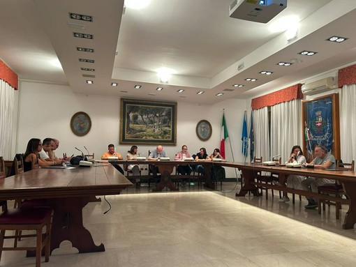 Ospedaletti, scontro sull'eredità Gazzano: bocciato l'emendamento della minoranza, ma la vendita dell'immobile viene rinviata Ospedaletti, scontro sull'eredità Gazzano: bocciato l'emendamento della minoranza, ma la vendita dell'immobile viene rinviata