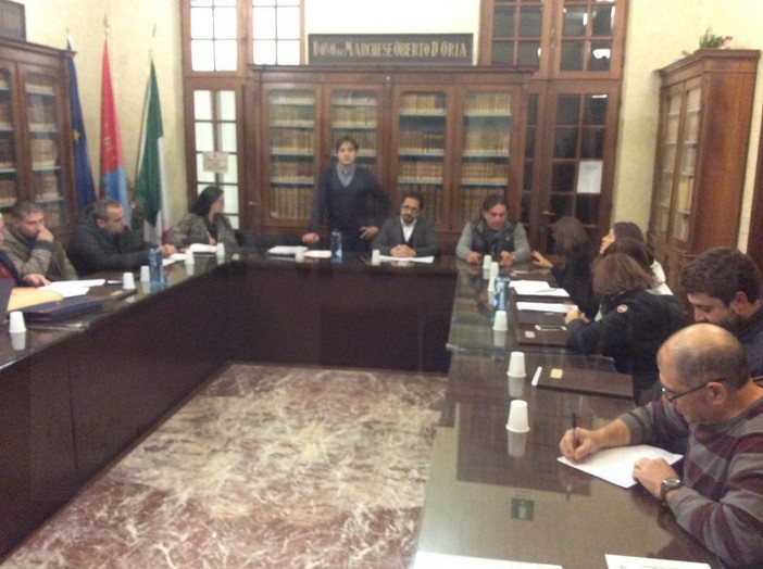 Conti in regola e un avanzo di 250 mila euro nel bilancio di Camporosso, via libera al rendiconto 2014 Conti in regola e un avanzo di 250 mila euro nel bilancio di Camporosso, via libera al rendiconto 2014